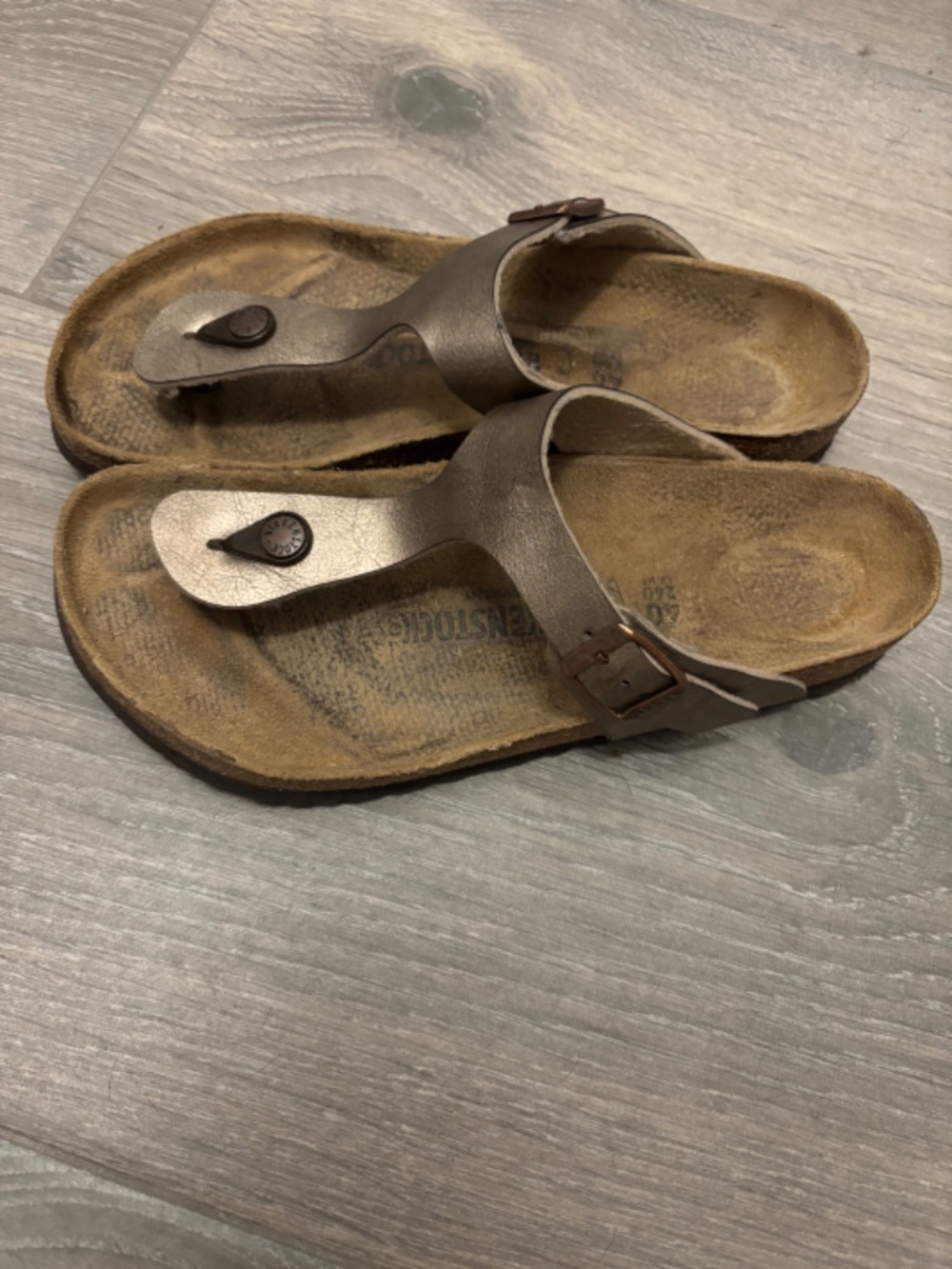 Birkenstock Gizeh Birko-Flor Size 9-9.5 US/EU 40 Reg/Wide BRONZE - Picture 6 of 7